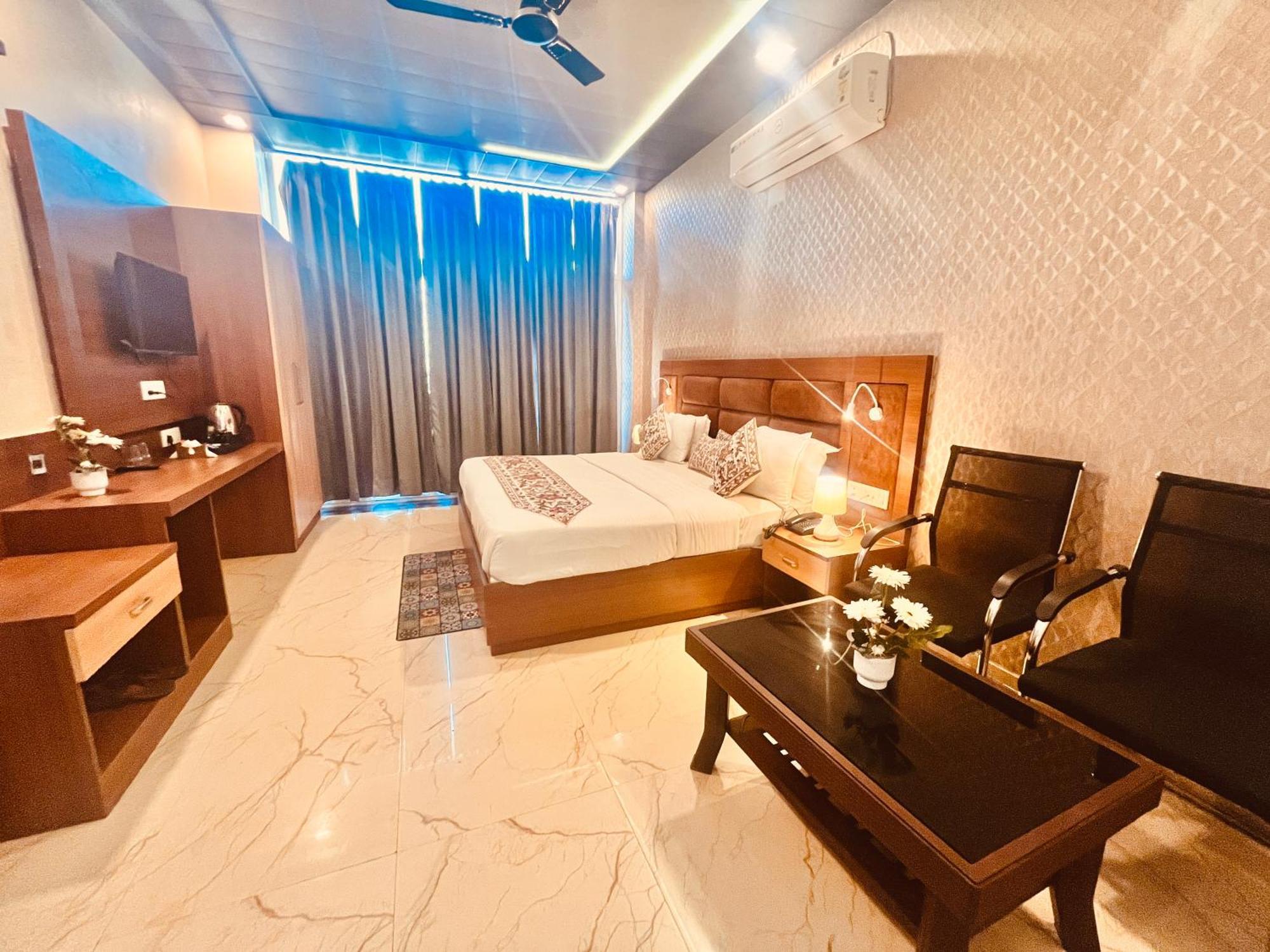 Heaven Resort Ayodhya Экстерьер фото