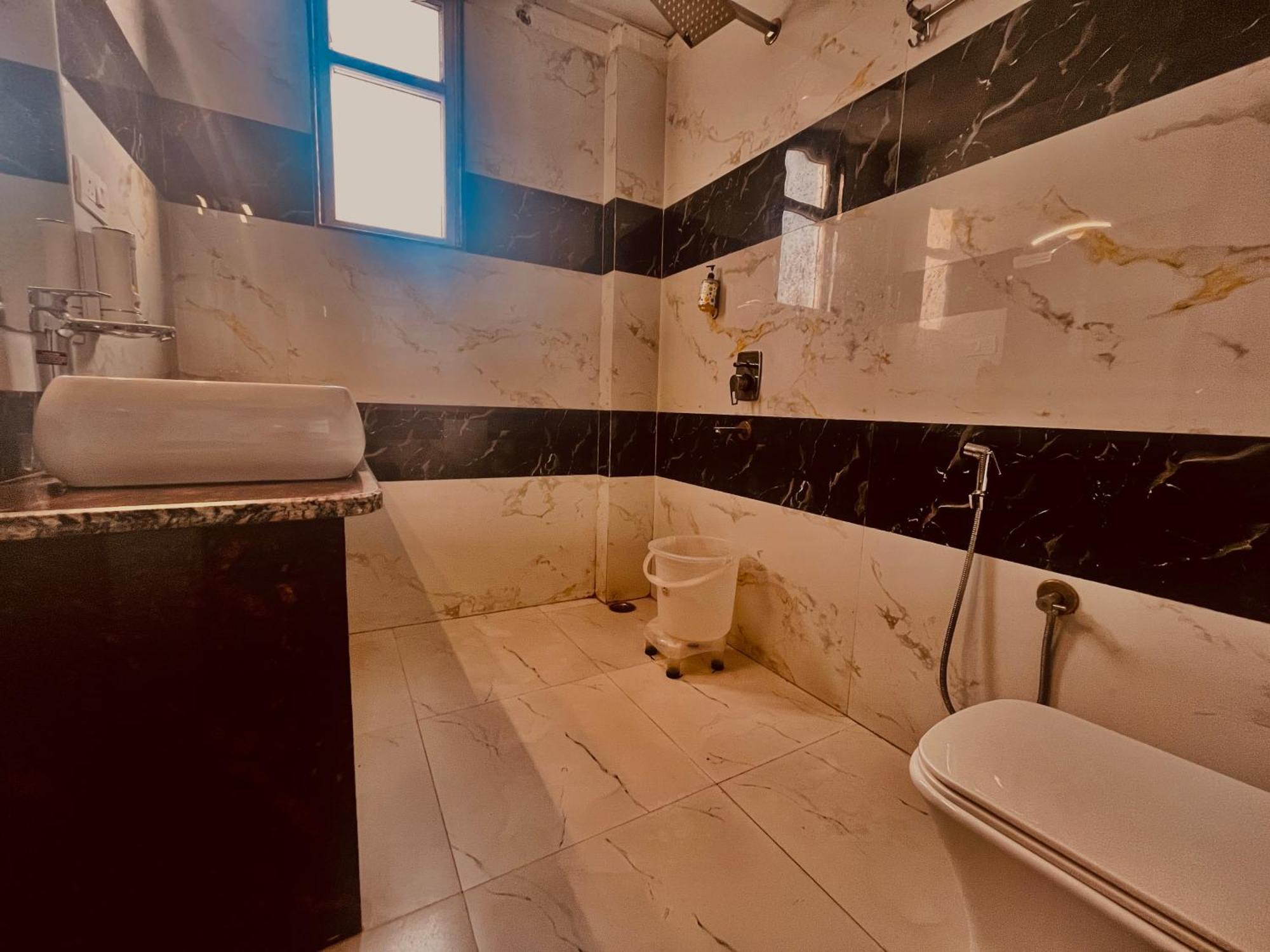 Heaven Resort Ayodhya Экстерьер фото